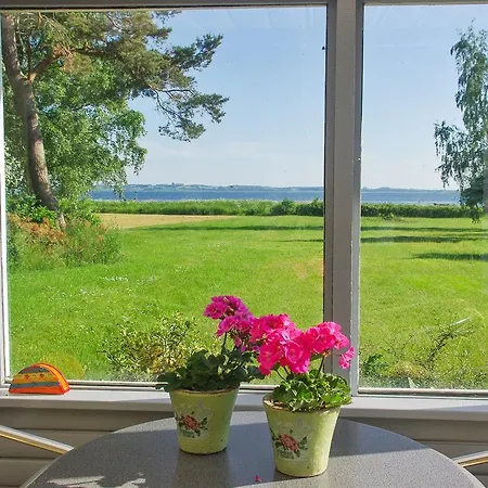 One-bedroom Holiday In Hébergement de vacances Vig
